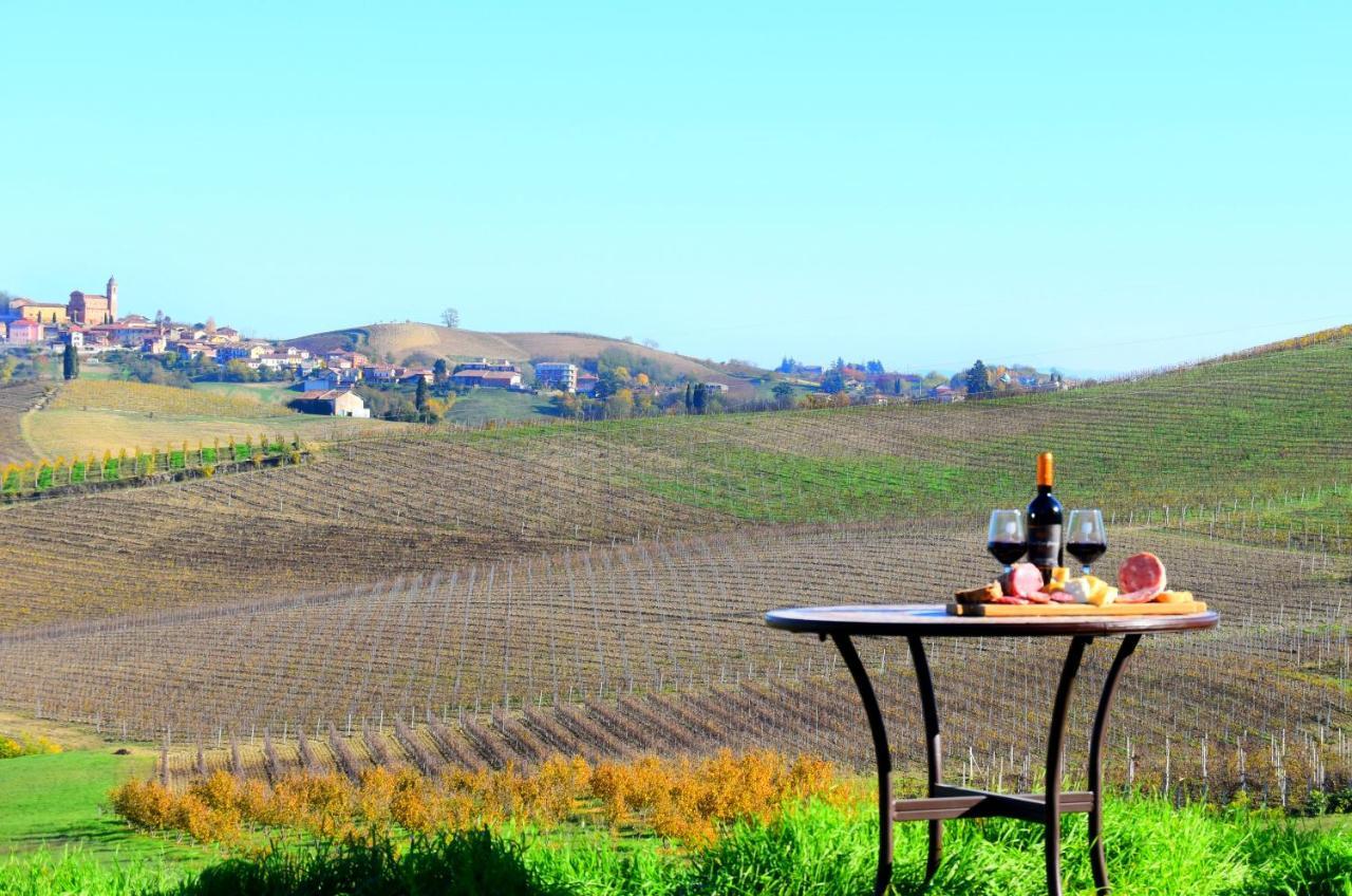 Cascina Tre Botti Hotel Agliano Terme Ngoại thất bức ảnh