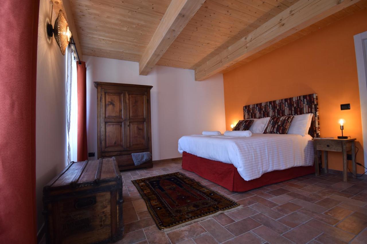 Cascina Tre Botti Hotel Agliano Terme Ngoại thất bức ảnh