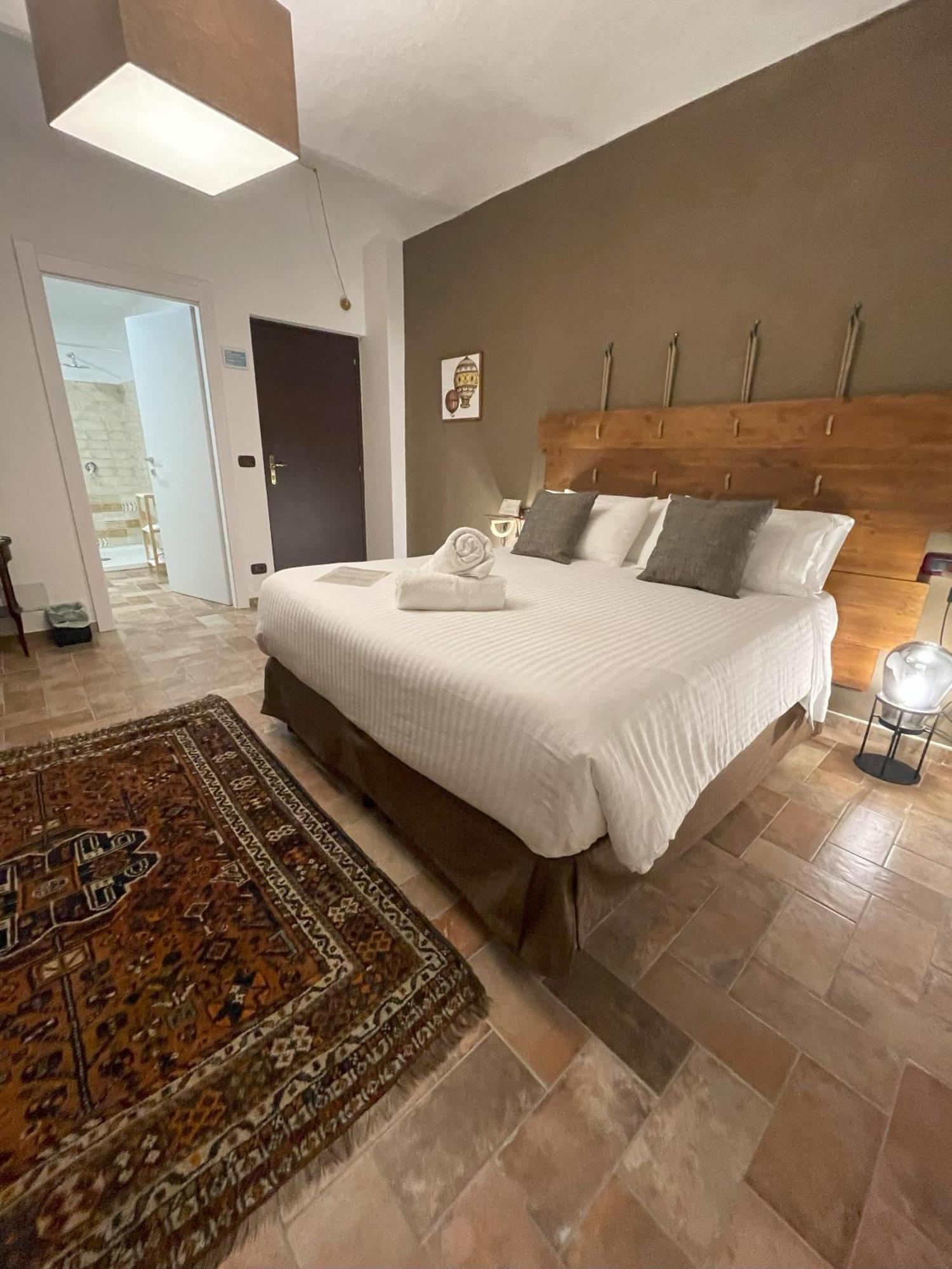 Cascina Tre Botti Hotel Agliano Terme Ngoại thất bức ảnh
