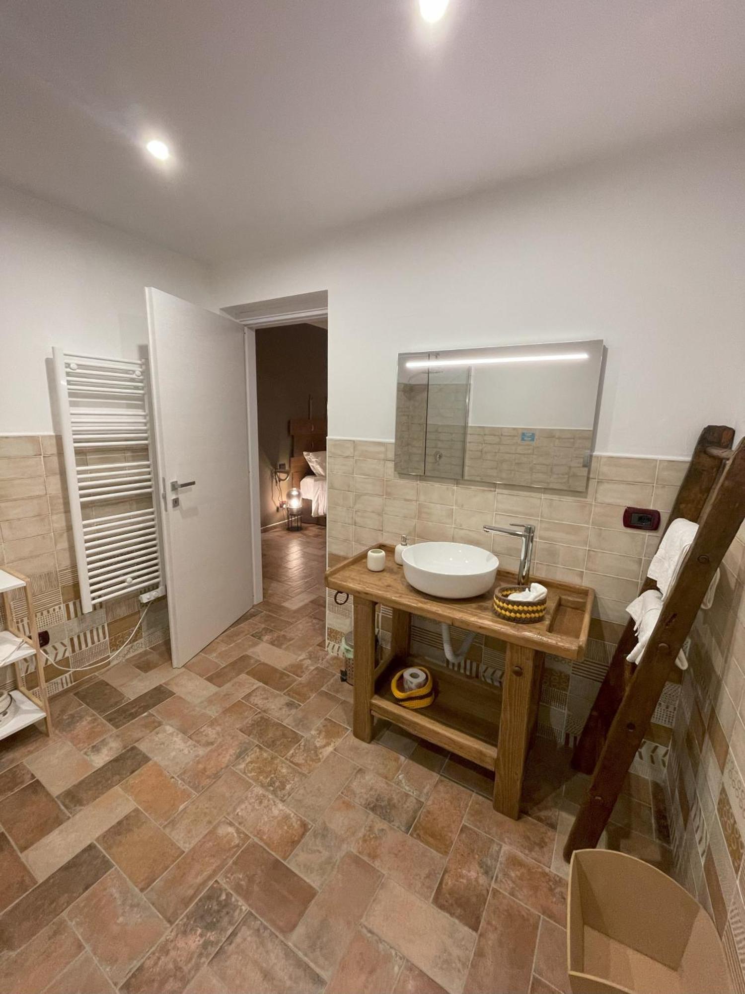 Cascina Tre Botti Hotel Agliano Terme Ngoại thất bức ảnh
